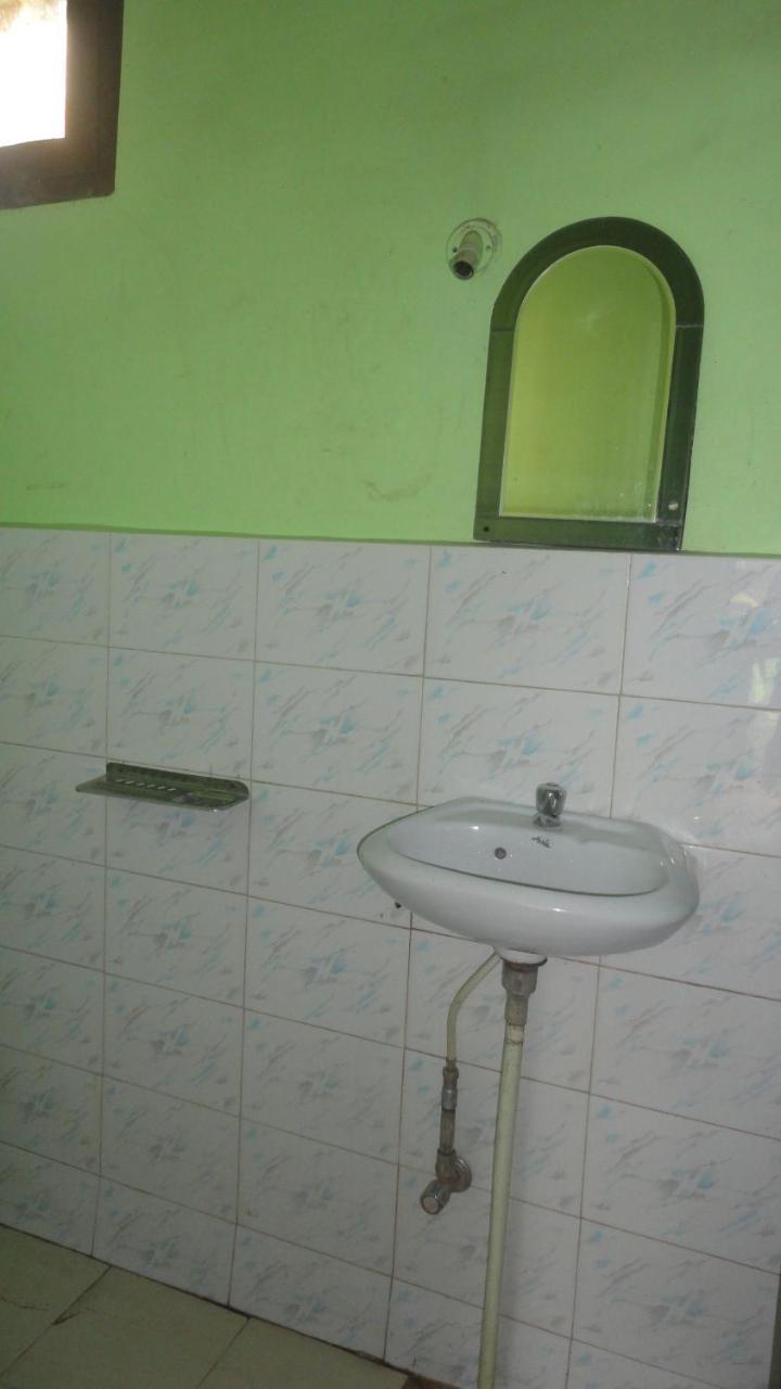 Hotel Deepraj, Kausani Kültér fotó
